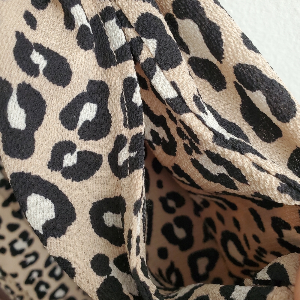 Ava & Viv Leopard Print V-Neck Button Up Midi Dre… - image 8